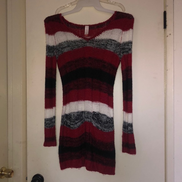 Long sleeve dress - Picture 1 of 2